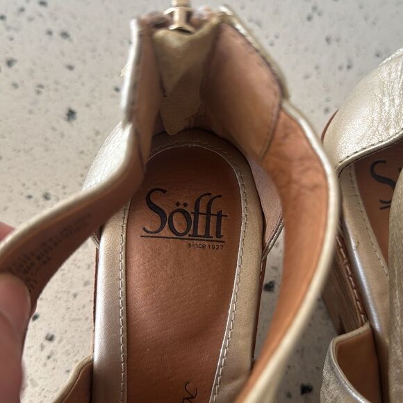 Sofft SAMOA Platino Metallic Leather Ruched Straps Sandals Wedge Heel Size 9.5M - Picture 10 of 13